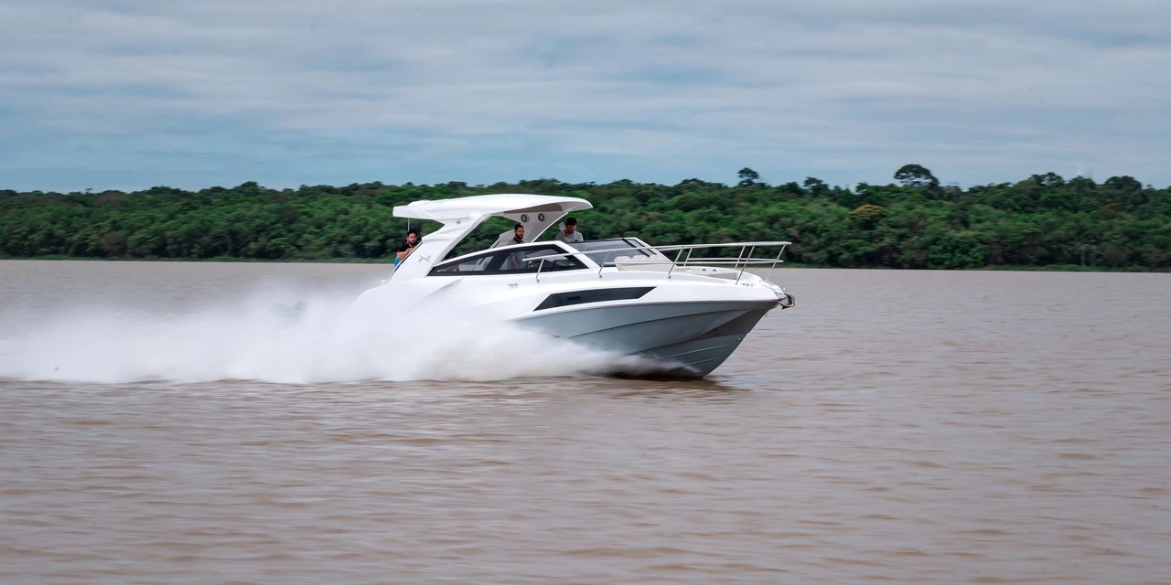 Rumo a evento de turismo náutico em Foz do Iguaçu, grupo fará expedição descendo o Rio Paraná