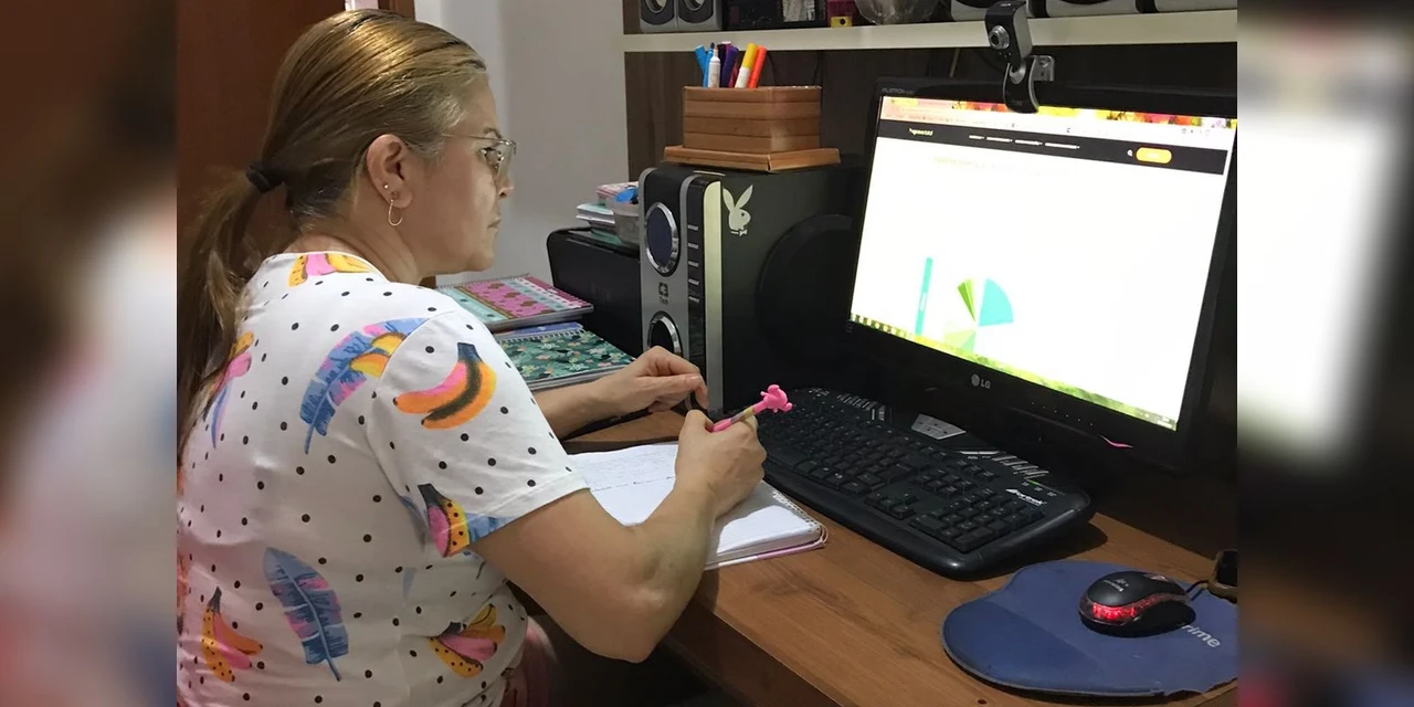 Enem: alunos que passaram dos 50 anos desafiam o tempo na busca por vaga na universidade