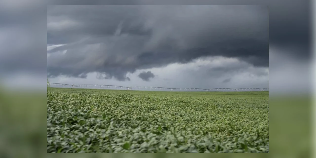 Inmet emite alerta de chuvas intensas para 59 cidades do Paraná