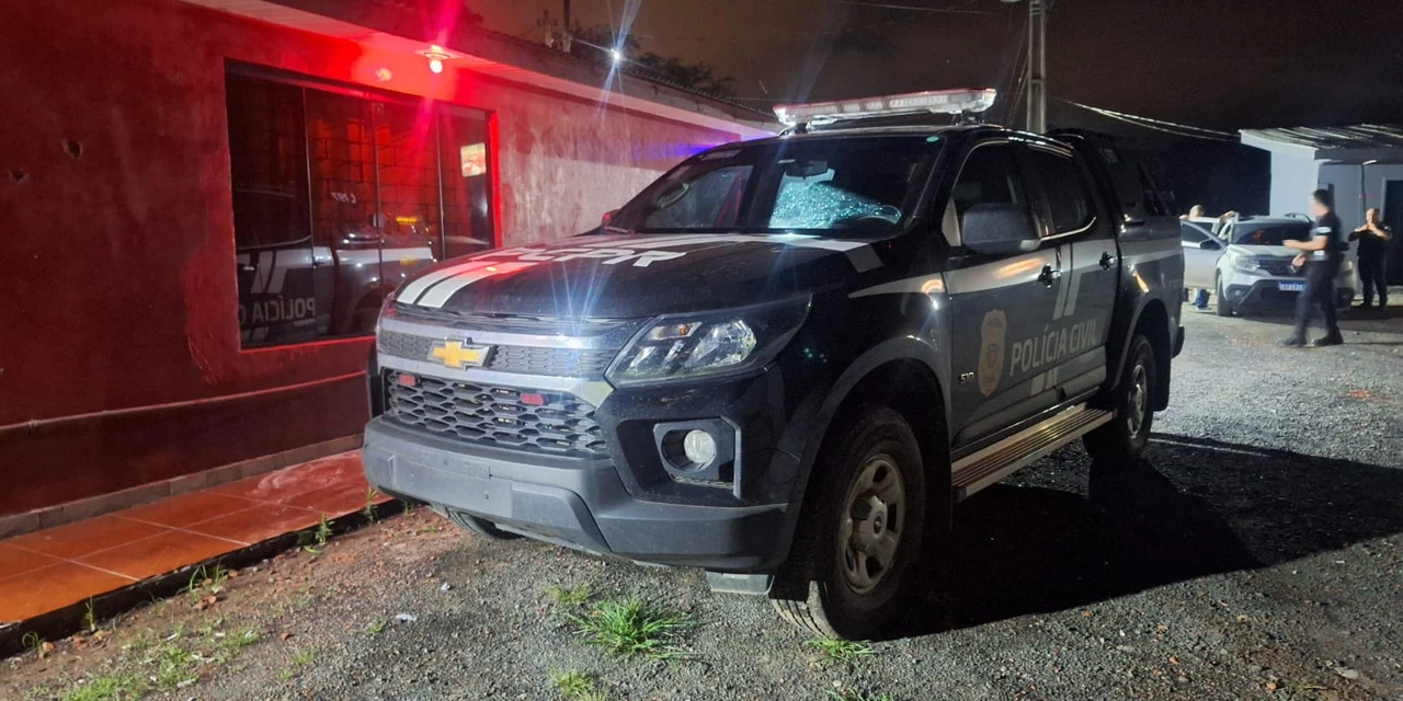 Polícia Civil prende duas pessoas em flagrante por favorecimento de prostituição