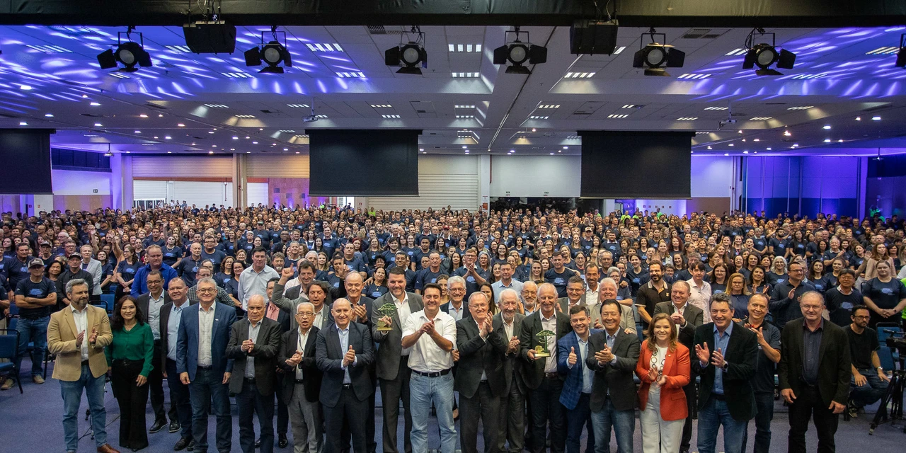 Sicredi Campos Gerais e Grande Curitiba PR/SP participa do Encontro Estadual de Cooperativistas