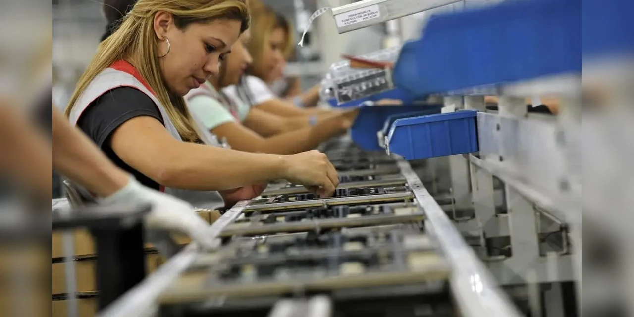 Indústria eletroeletrônica anuncia investimentos de R$ 5 bi até 2027