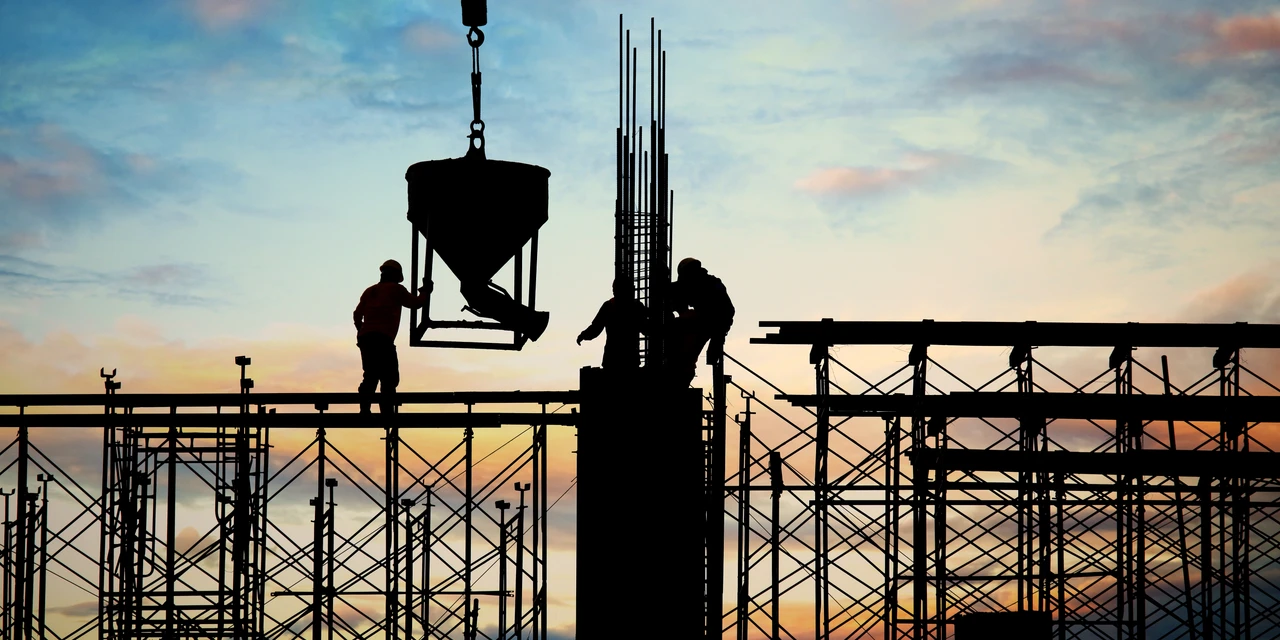 Informe Bazacon: Mercado da construção civil deve movimentar R$ 2,7 trilhões até 2030 no Brasil