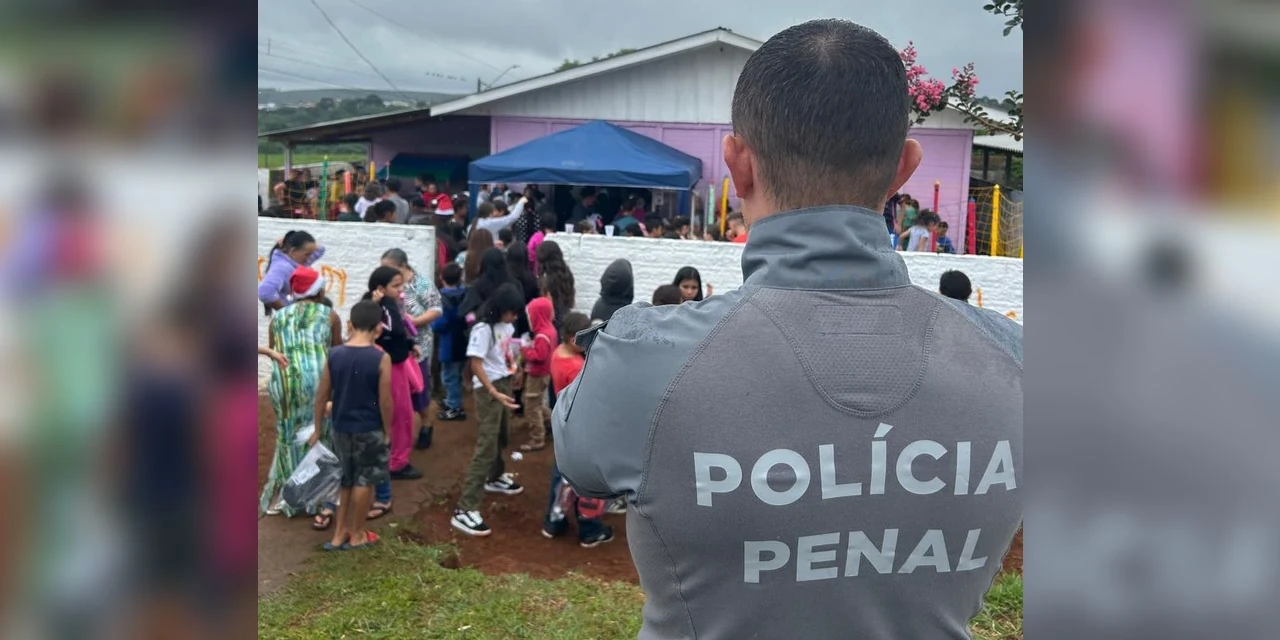 Polícia Penal do Paraná distribui mais de 300 brinquedos em ação solidária de Natal