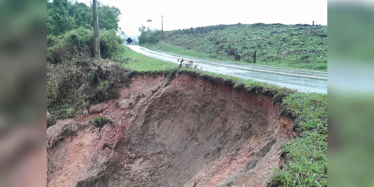 DER/PR divulga condições de rodovias estaduais após as chuvas