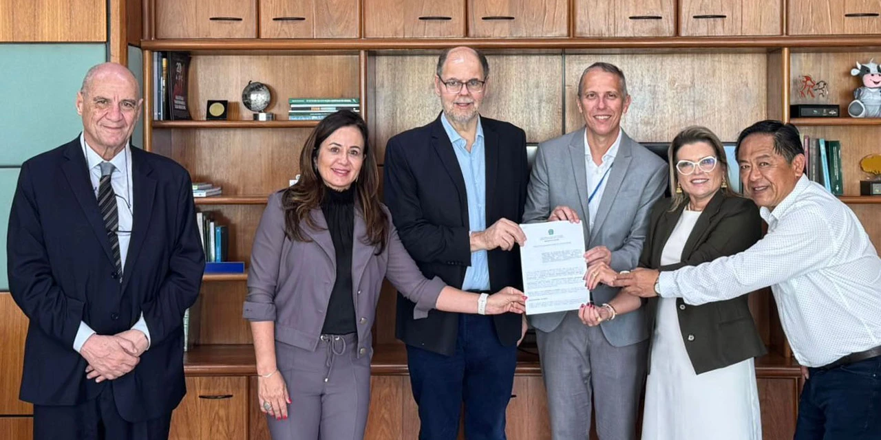 Estado firma acordo com Ministério da Agricultura para impulsionar inovação no setor