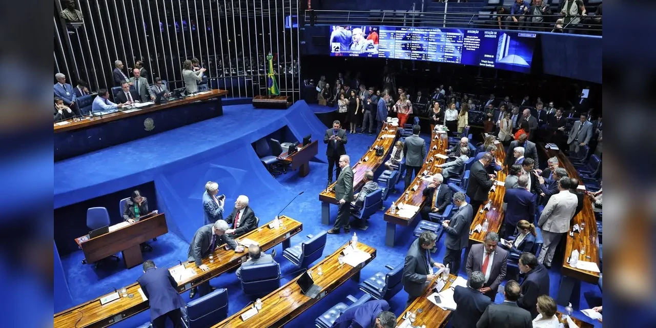 Senado aprova texto-base da reforma tributária