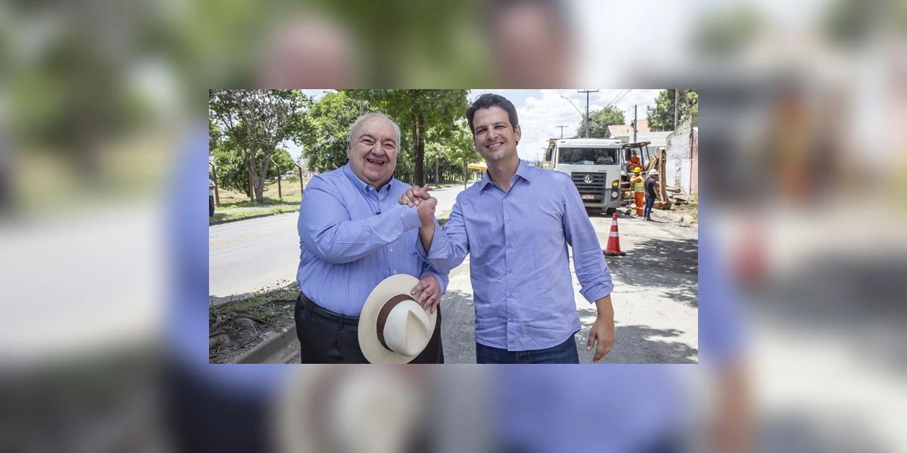 Pimentel celebra entrega da Igreja da Ordem Terceira de São Francisco de Chagas ao lado de Greca