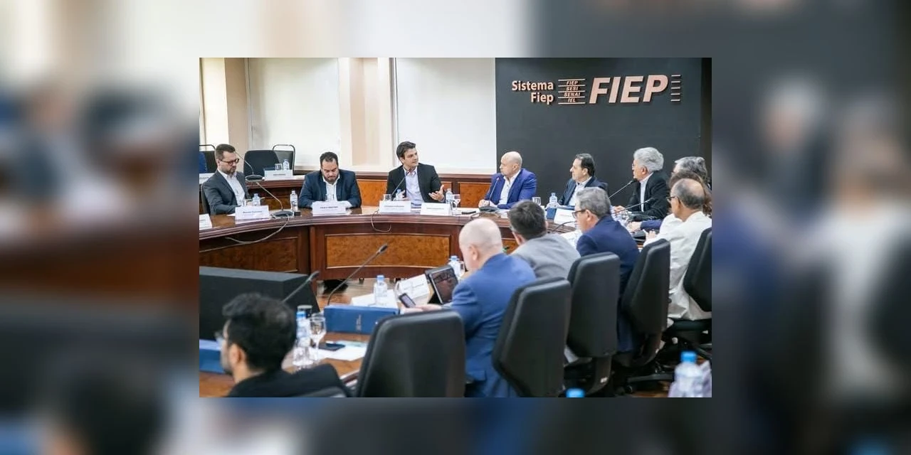 Eduardo Pimentel participa da 15ª Reunião Ordinária da Fiep