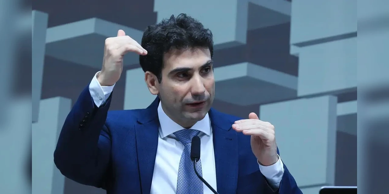 Lula assina decreto de nomeação de Galípolo para o Banco Central