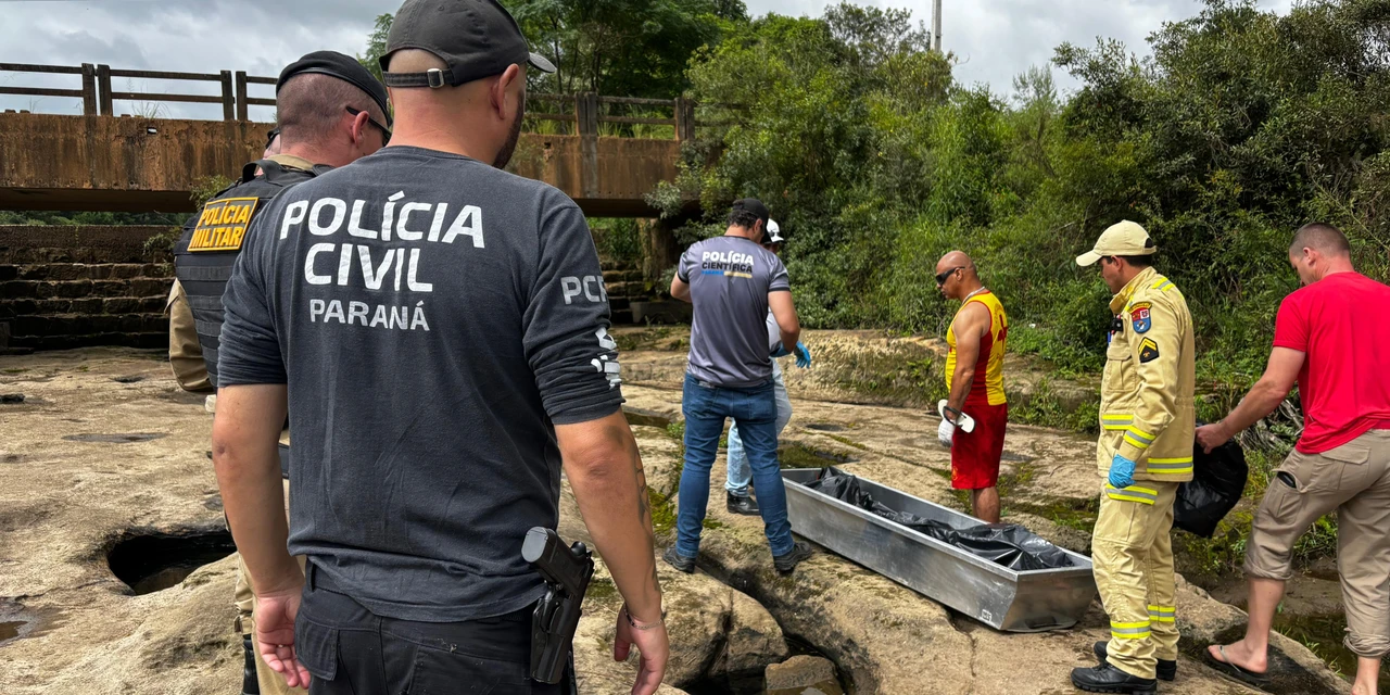 Polícia vai investigar se há correlação entre mulher encontrada morta em Palmeira e morte do ex-companheiro em acidente na BR-277