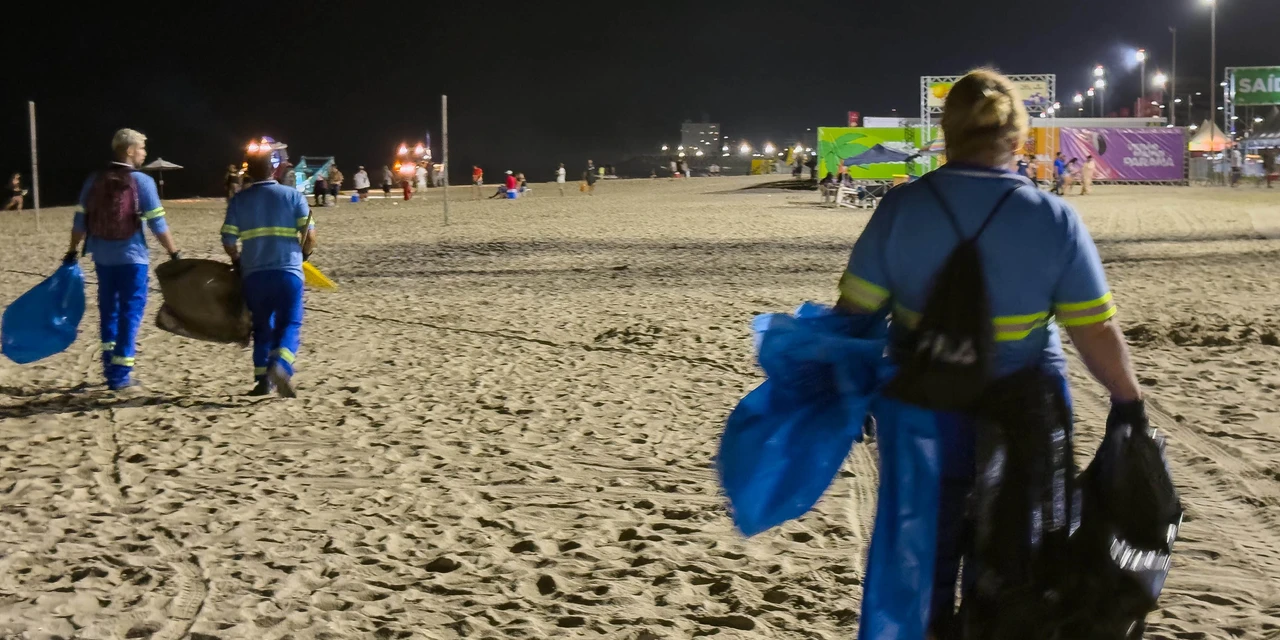 Megaoperação na madrugada garante praias limpas poucas horas após shows no Litoral