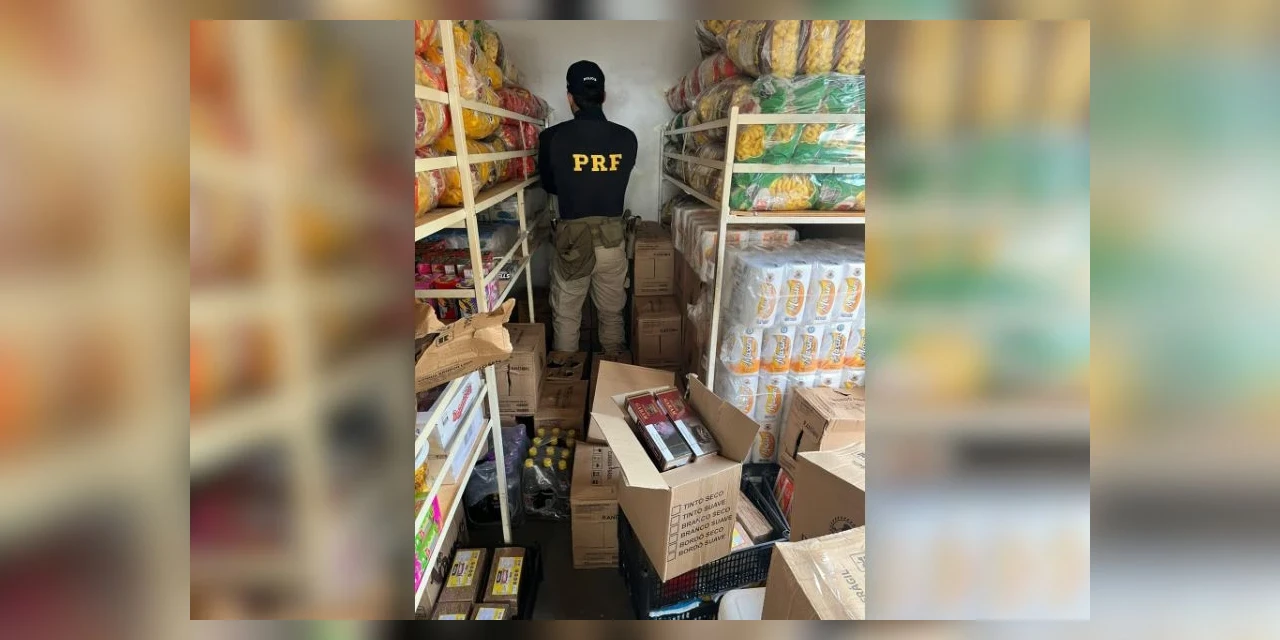 PRF apreende caminhão com cerca de 8 mil maços de cigarro contrabandeados com destino a Ponta Grossa
