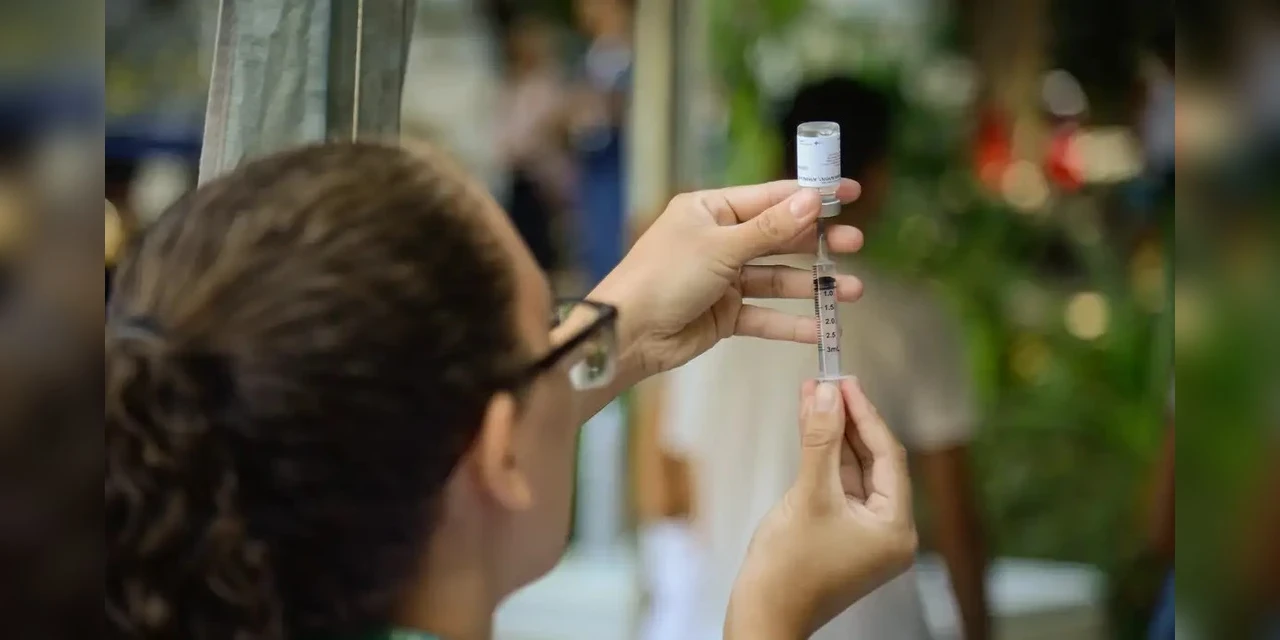 Demanda por vacinas foi 100% atendida no Paraná