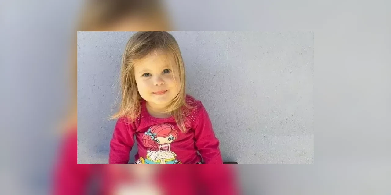 Criança de 4 anos é morta a facadas pela irmã em SC