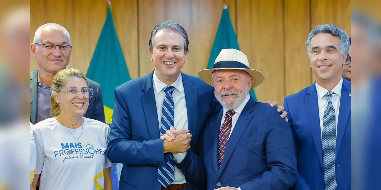 Governo Federal cria bolsa de R$ 1.050 para estudantes de licenciatura