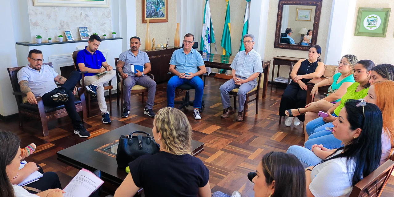 Tibagi debate reajuste salarial dos professores