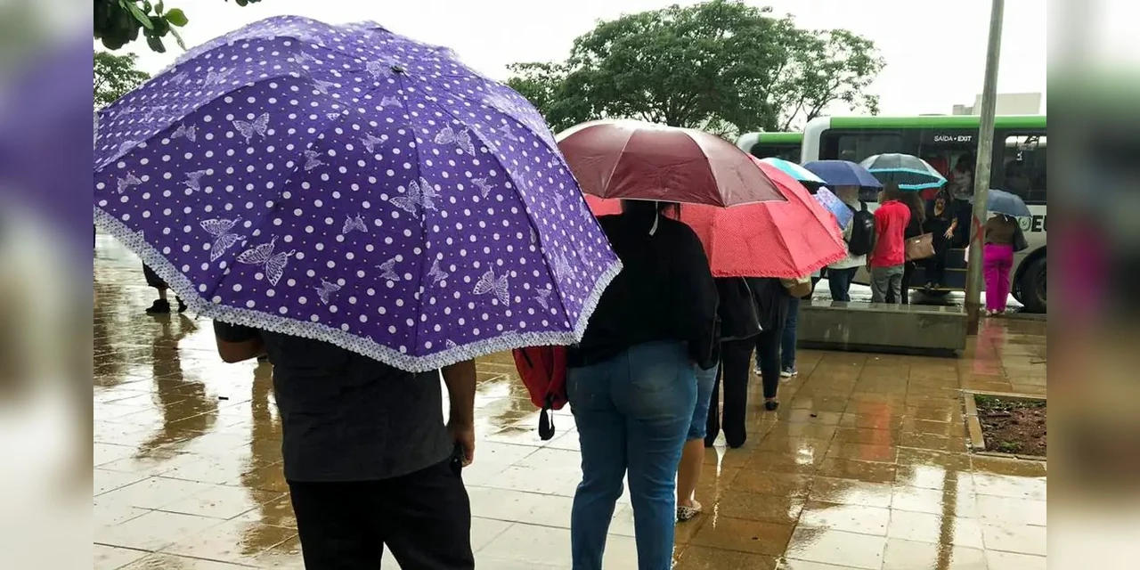 Chuvas intensas colocam maior parte do país em alerta