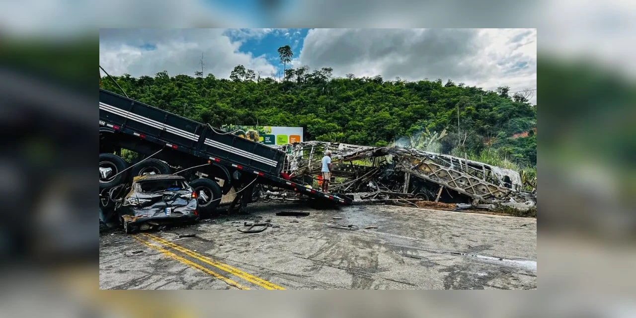 Caminhoneiro é preso após acidente com 39 mortes em MG; exame confirma uso de drogas