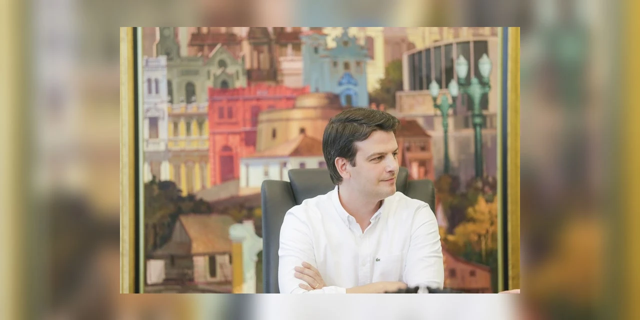 Eduardo Pimentel prorroga validade de concursos públicos para 18 carreiras