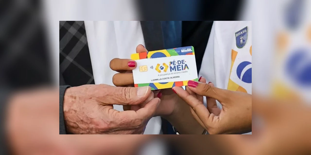 TCU decide liberar pagamentos do programa Pé-de-Meia