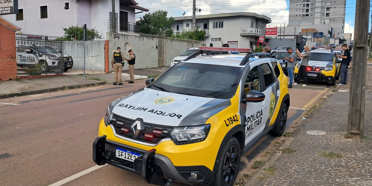 Duas pessoas são encontradas mortas em residência de PG
