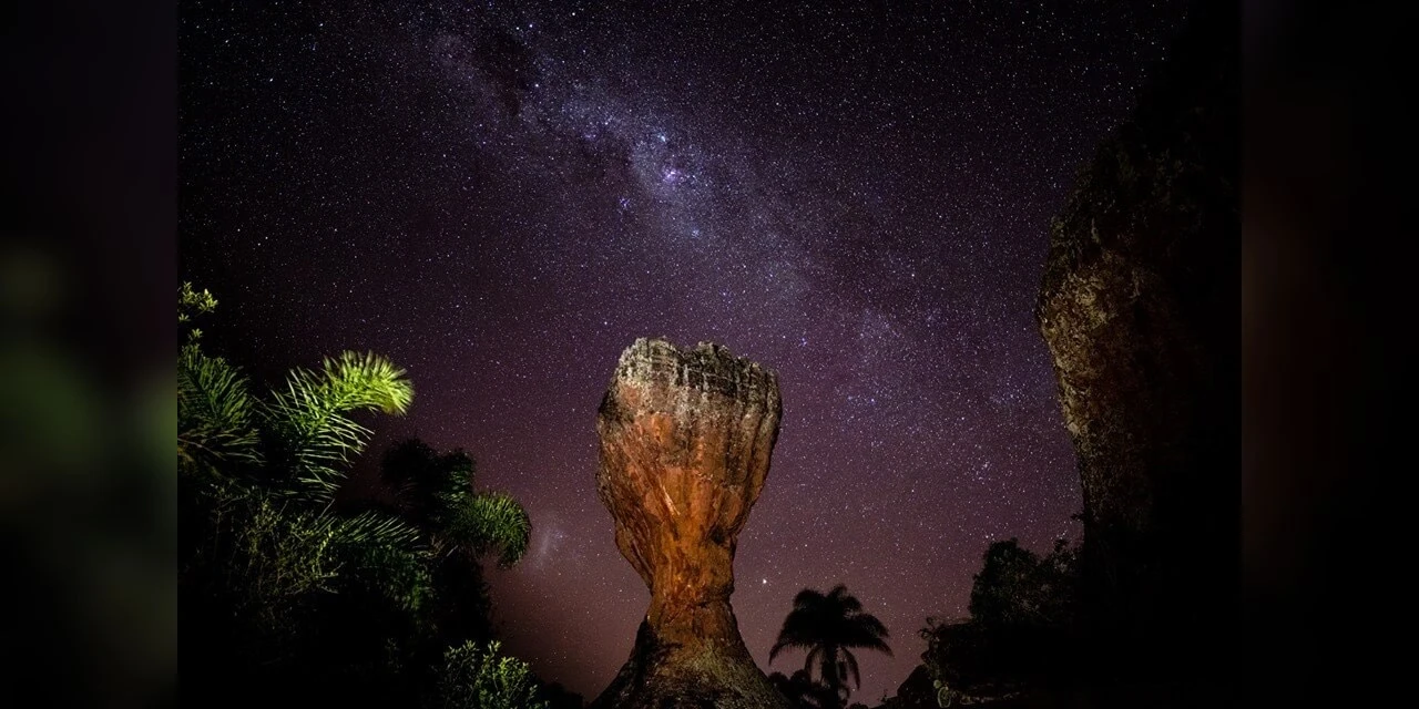 Parque Vila Velha promove Caminhada Noturna especial com alinhamento planetário