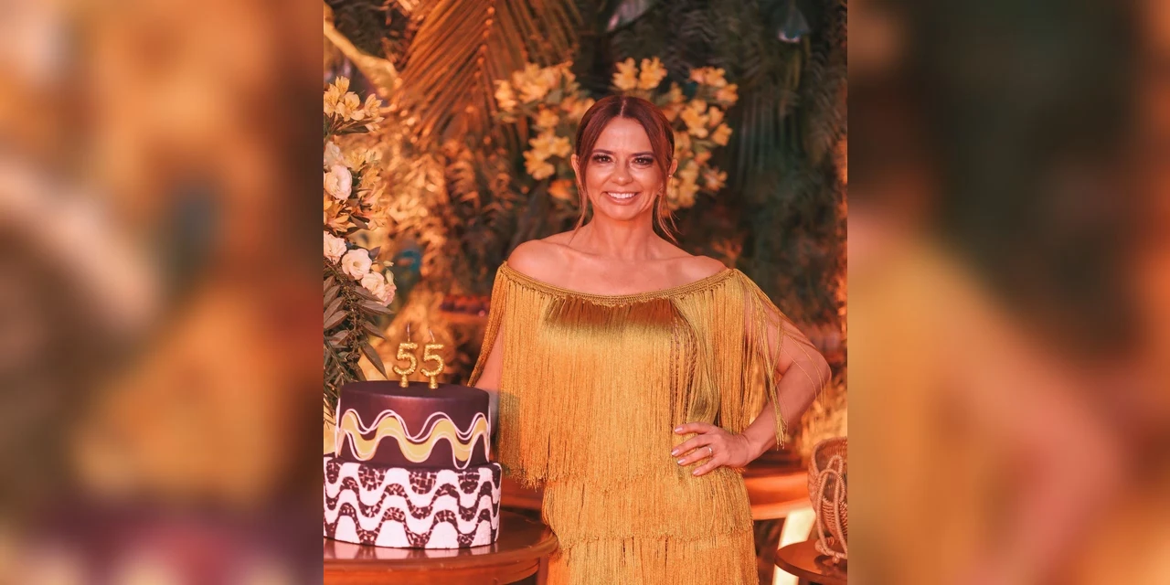 Coluna Super: 'Cristiane arrasa aos 55: samba, ginga e muita alegria!', por Marilyn Schlosser