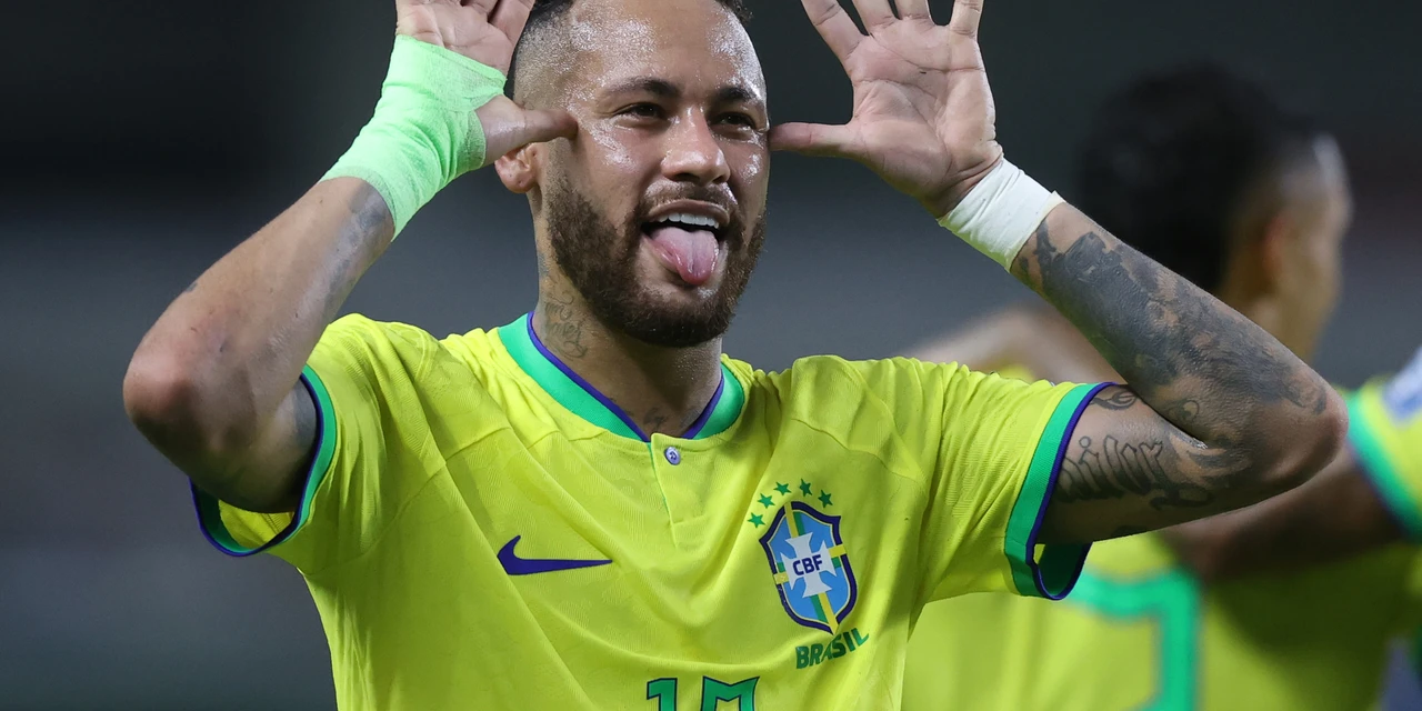 Neymar Jr. retorna à Seleção Brasileira após mais de 1 ano e 4 meses de ausência