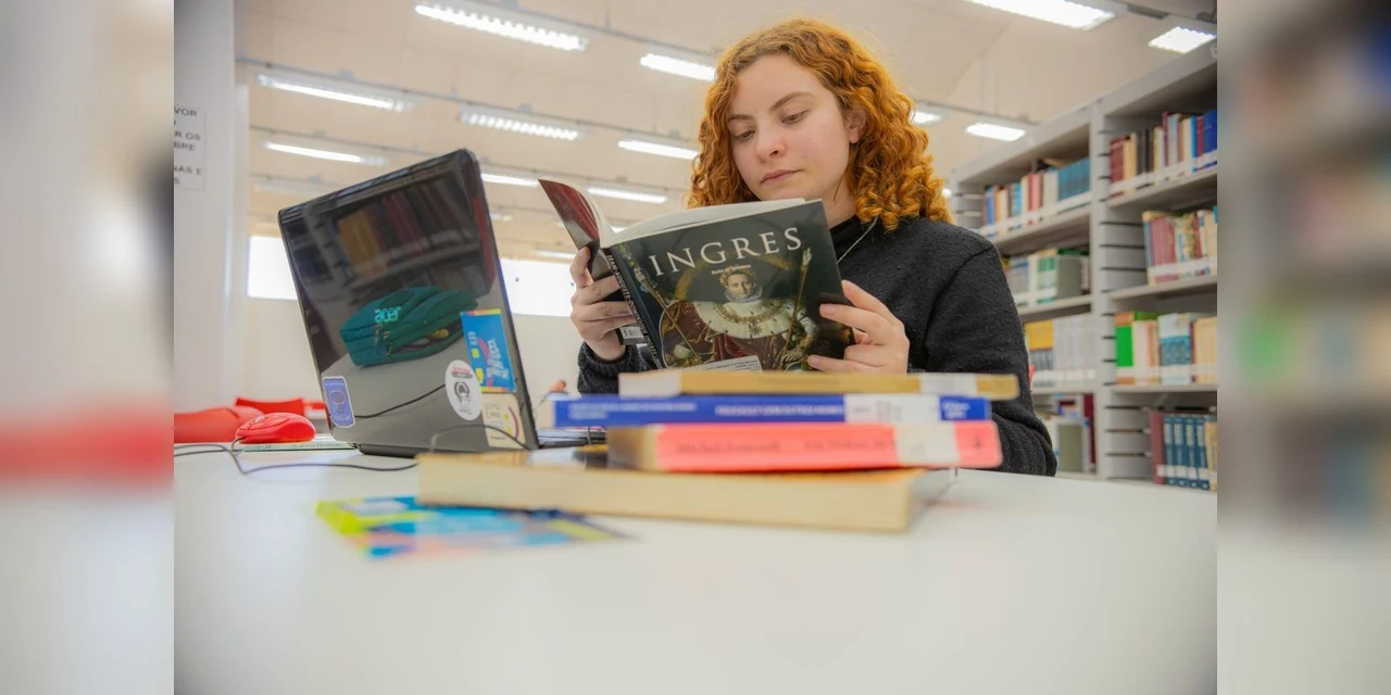 Paraná Fala Idiomas tem vagas para espanhol e francês gratuitos na UEPG