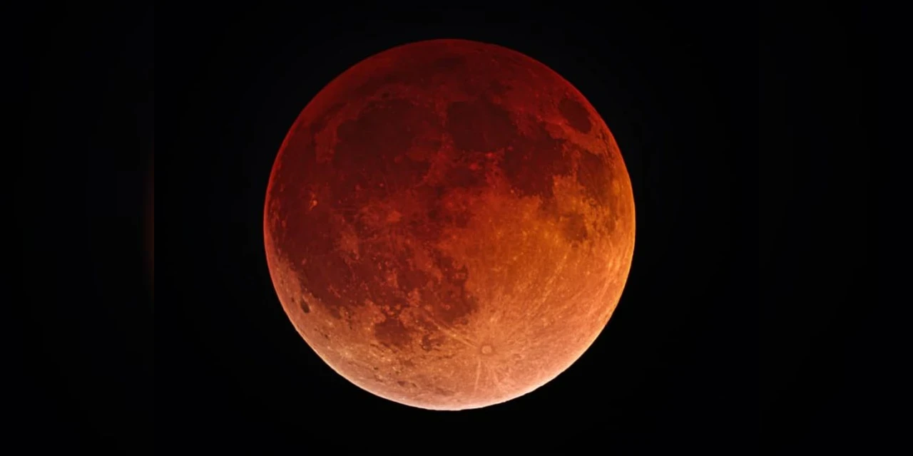 Lua de Sangue será visível na madrugada desta sexta (14)