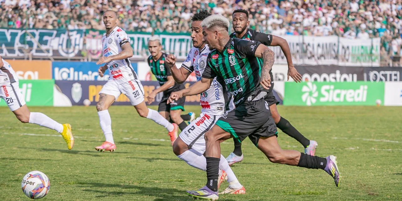 Maringá e Operário empatam em 2 a 2; decisão do Paranaense será em PG