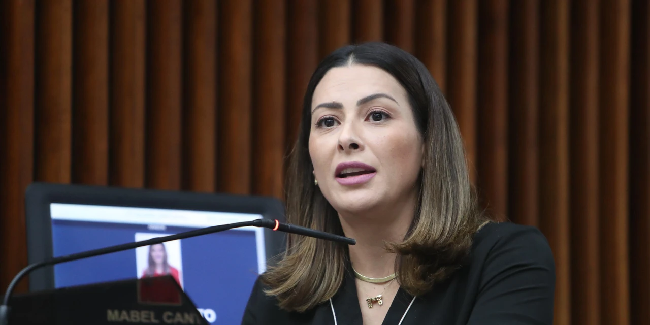 Mabel solicita melhorias na BR-376 após acidente que vitimou jovem de 22 anos