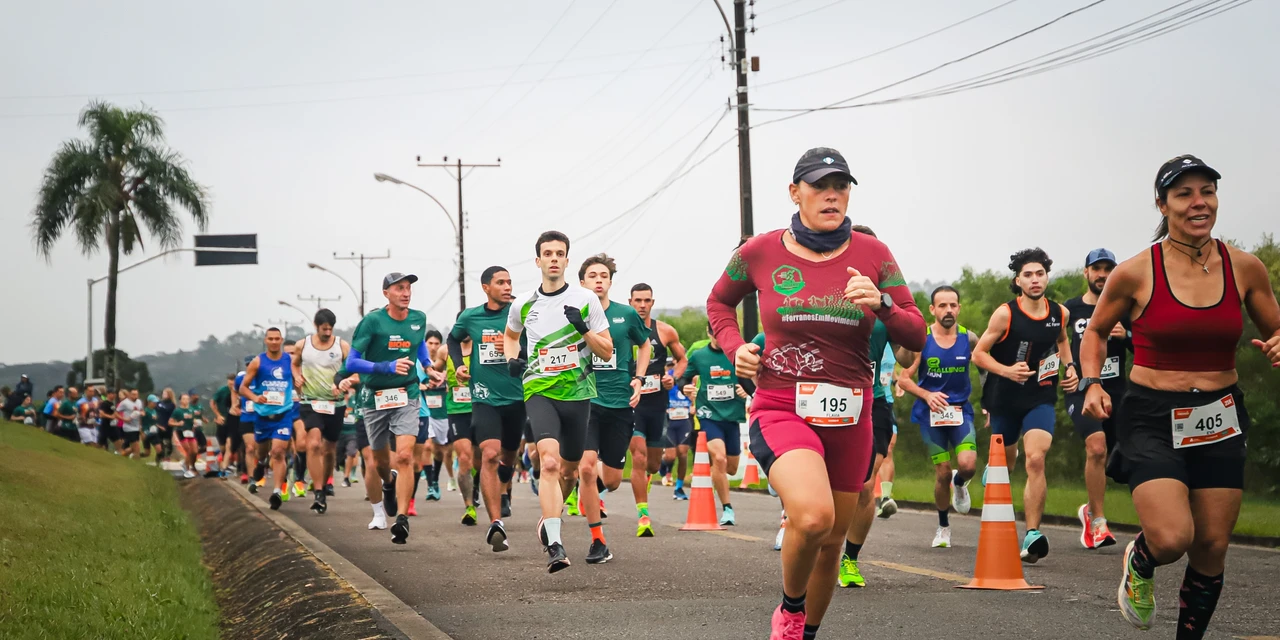Meia Maratona Unimed Ponta Grossa movimenta o Parque Vila Velha