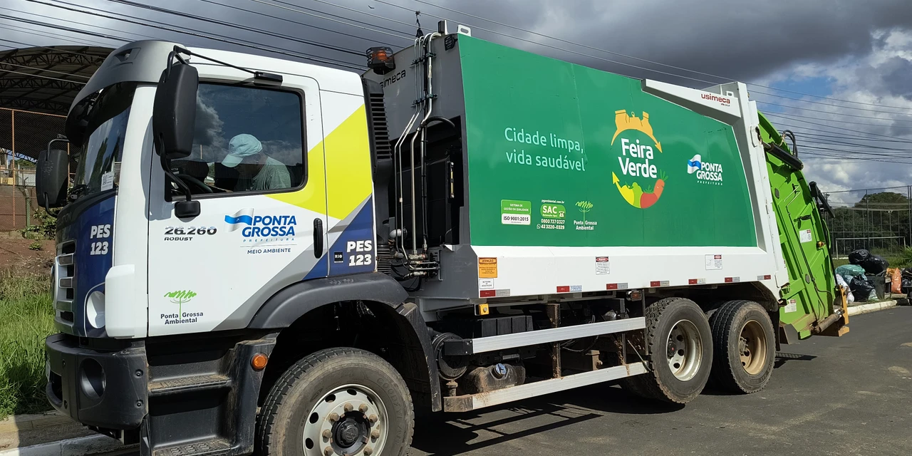 Em três meses, Feira Verde distribuiu quase 300 toneladas de itens para a população