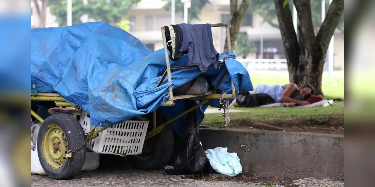 Mais de 335 mil pessoas vivem em situação de rua no Brasil