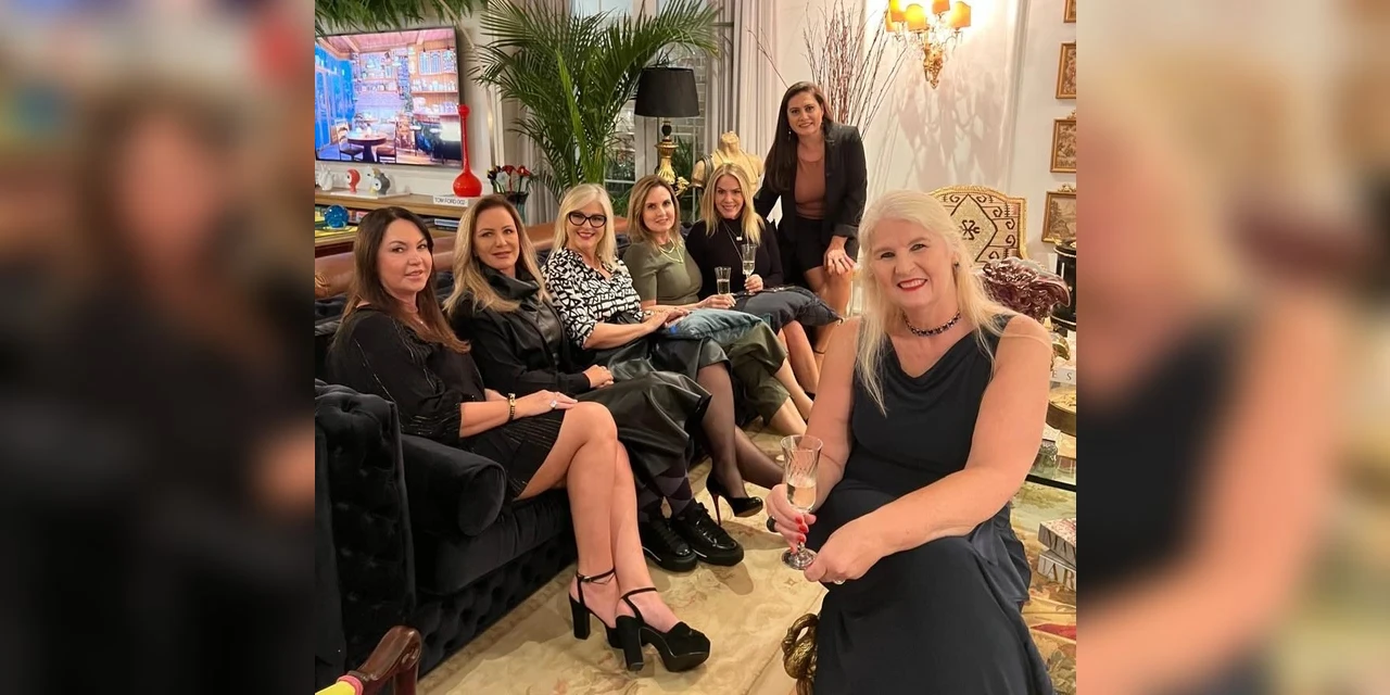 Coluna Super: "Tânia Mara Kaminski Borato celebra a vida em dobro com amigas", por Marilyn Schlosser