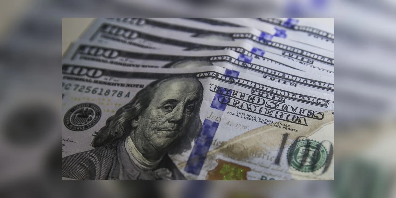 Dólar cai para R$ 5,72 e atinge menor nível em quase três semanas