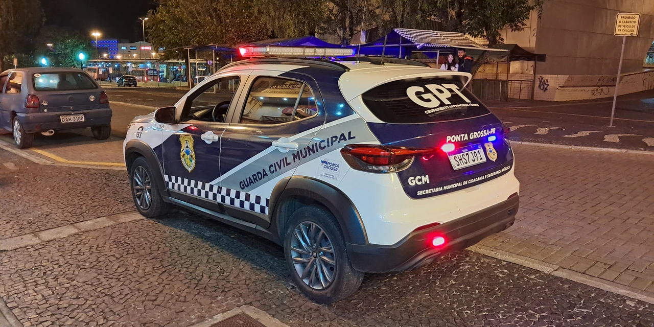 Após gesto obsceno a agentes da Guarda Municipal, motorista é preso por embriaguez ao volante