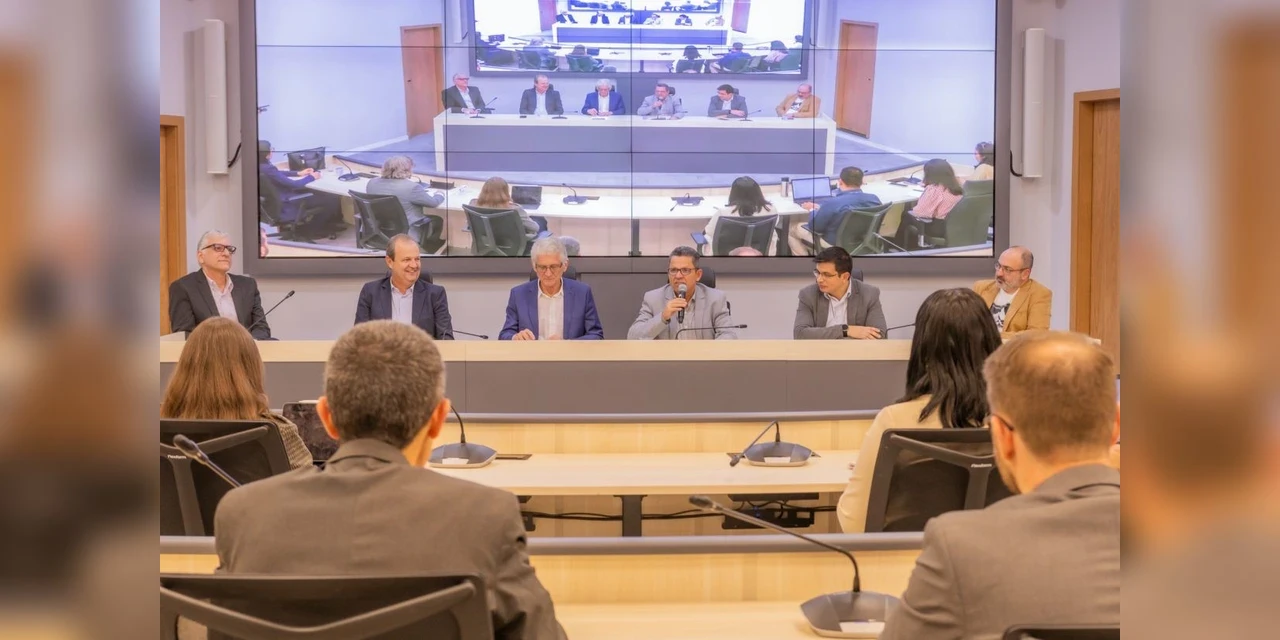 Mestrado em Economia da UEPG realiza aula inaugural para alunos da Secretaria da Fazenda