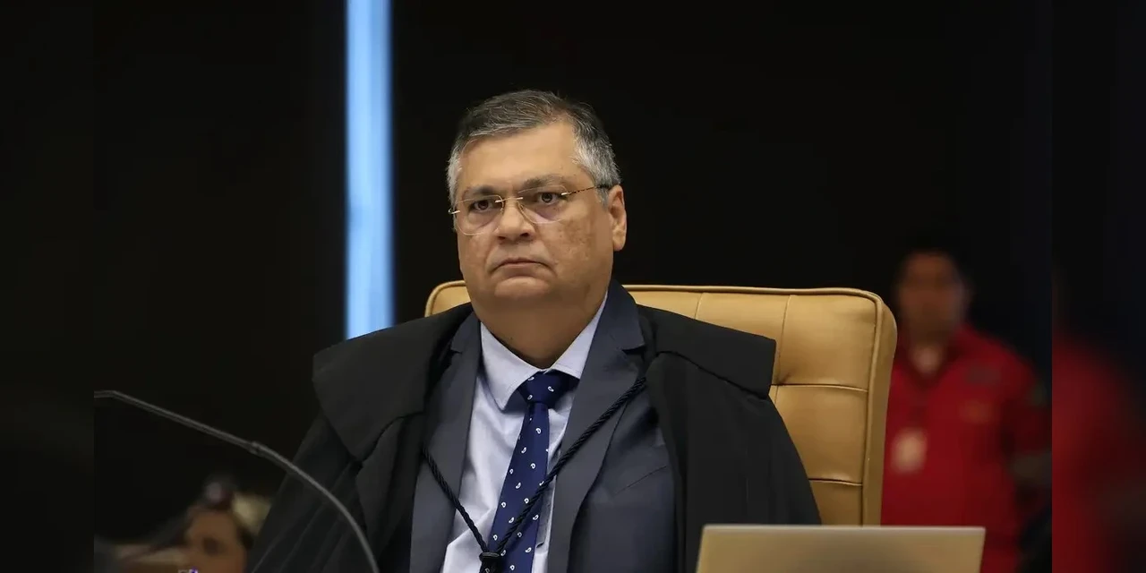 Dino quer que Congresso informe como vai identificar autor de emendas