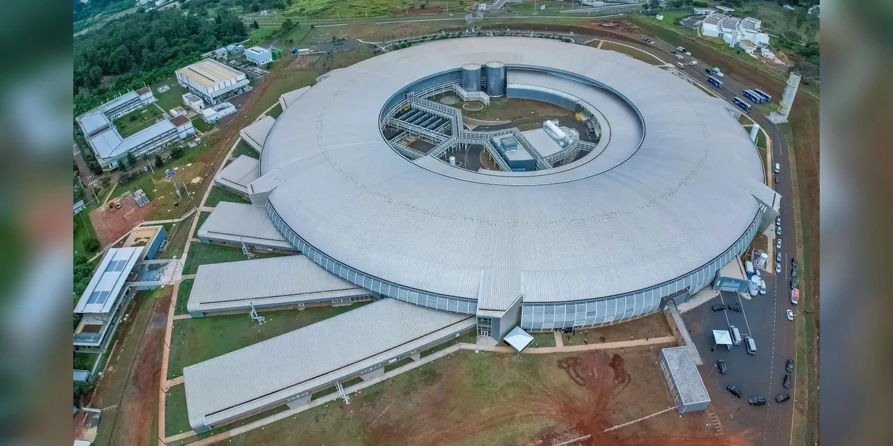 Acelerador Sirius desenvolve análise de rochas do pré-sal