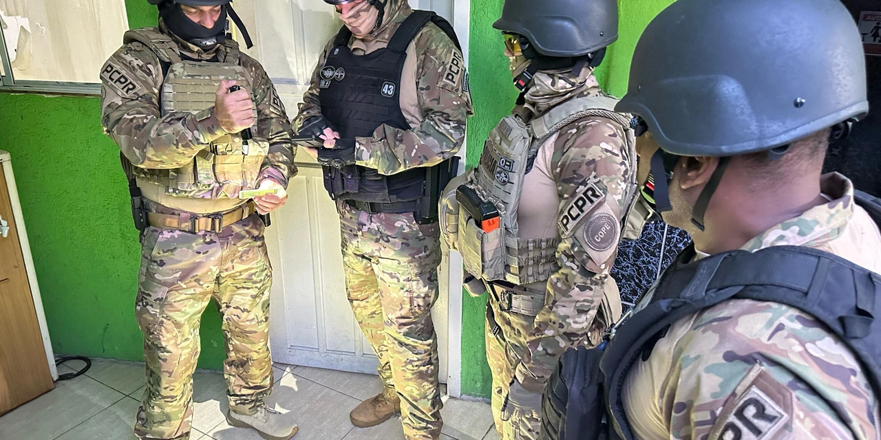 PCPR cumpre mandados em hotéis e prende 8 pessoas dentro de operação nacional