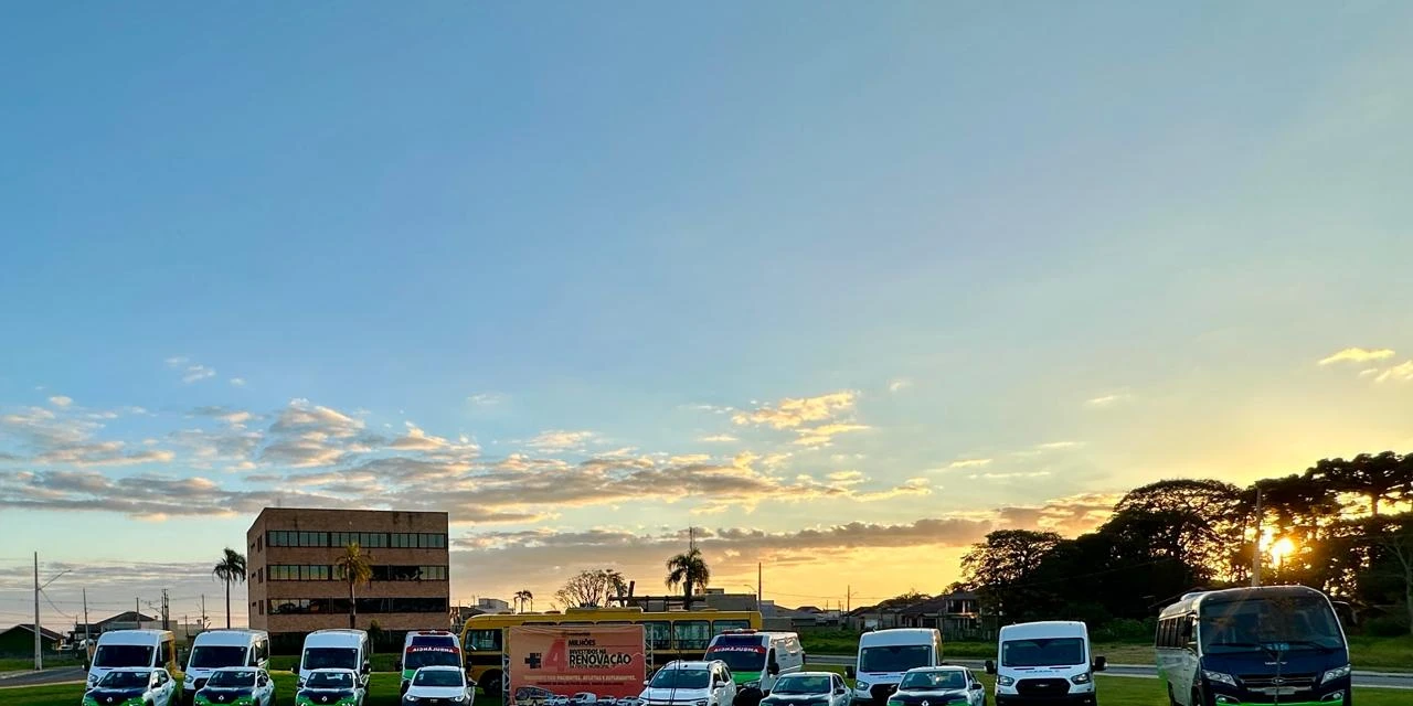 Solenidade oficializa renovação de frota com investimento que ultrapassa R$ 4 milhões em Carambeí