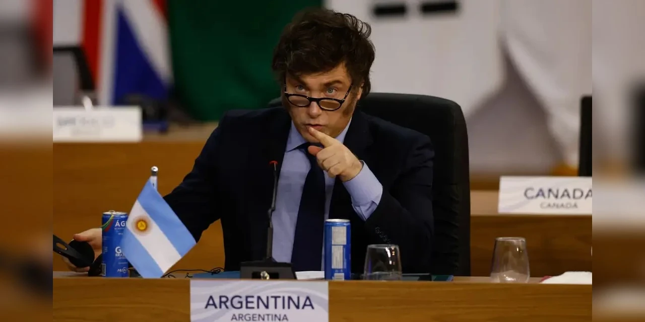 Partido de Milei avança sobre principal reduto eleitoral de Macri