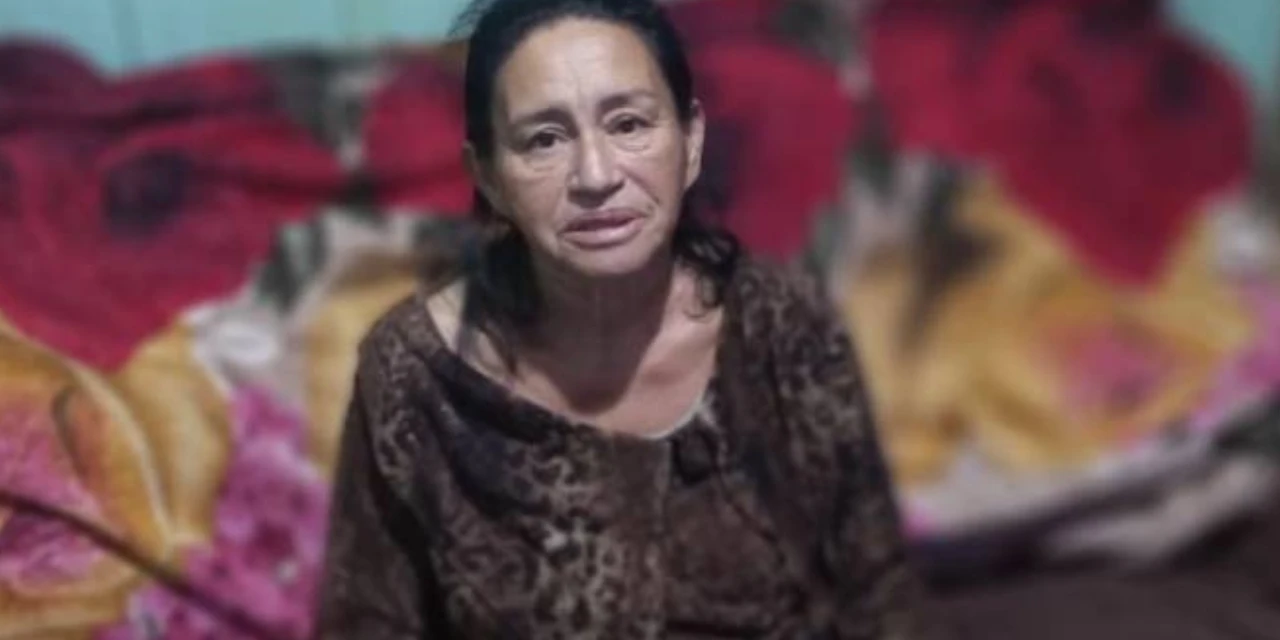 "Ela sempre foi guerreira e criou os filhos sozinha", diz filha que organiza rifa para tratar mãe com câncer