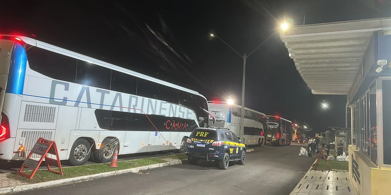 Ação conjunta na BR-277 apreende R$ 700 mil em mercadorias ilegais na região