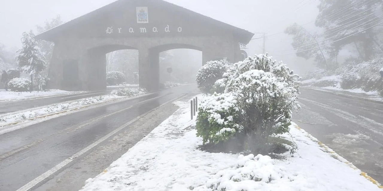 Neve chega ao sul do Brasil e deve avançar nos próximos dias