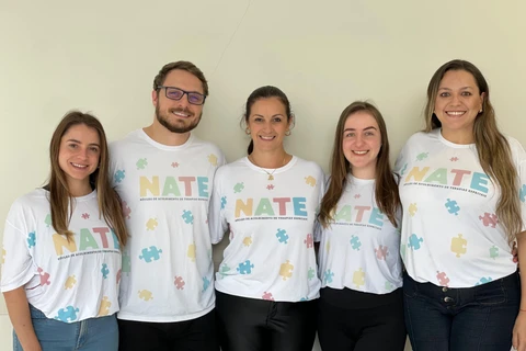 Unimed Ponta Grossa celebra mil atendimentos do NATE, iniciativa de apoio a crianças com transtornos do neurodesenvolvimento