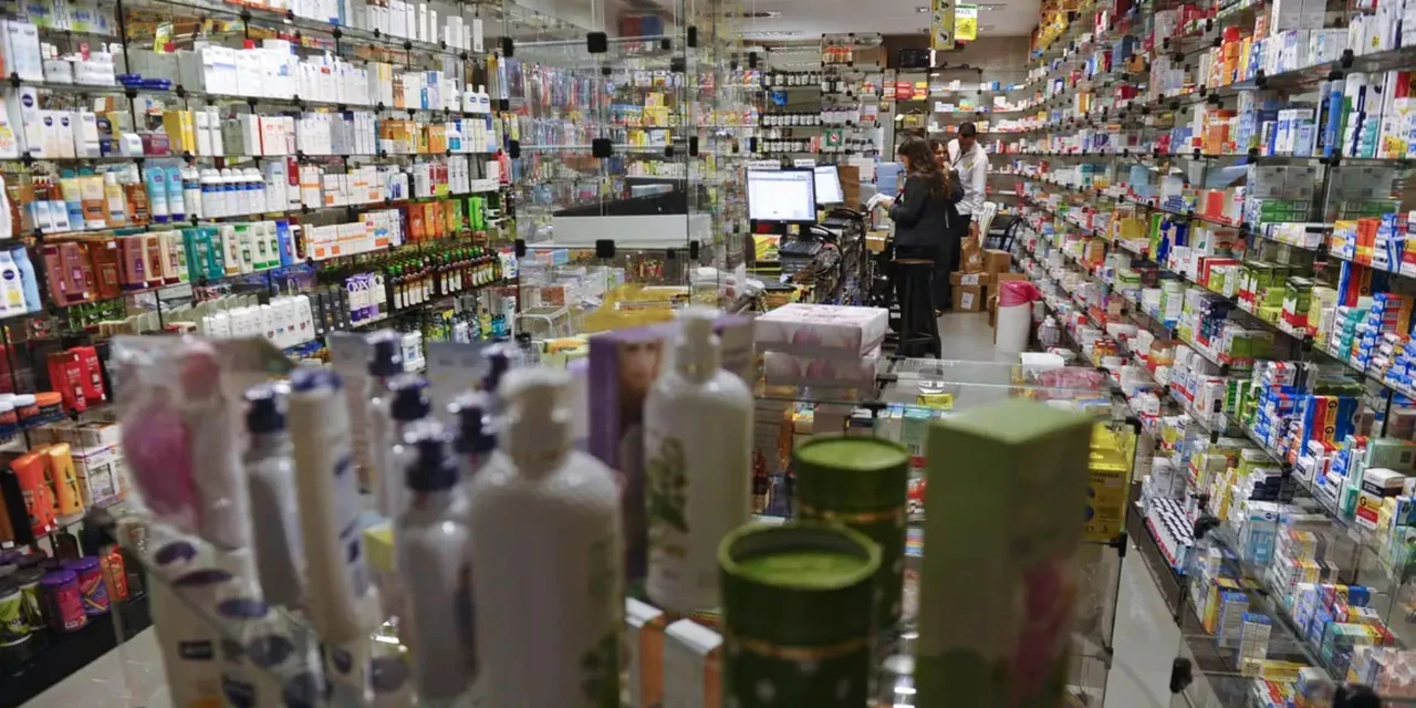 Paraná oficializa isenção de ICMS para seis medicamentos de alto custo